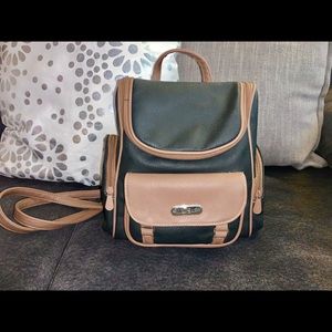 Women’s MultiSac Multipocket Convertible Backpack